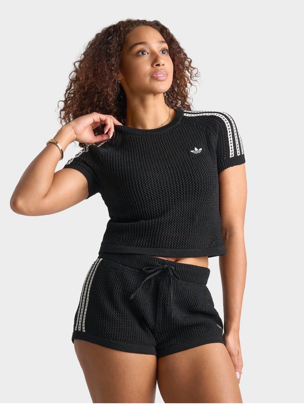 WOMEN'S ADIDAS
ORIGINALS KNITTED
CROCHET CALI T-SHIRT
